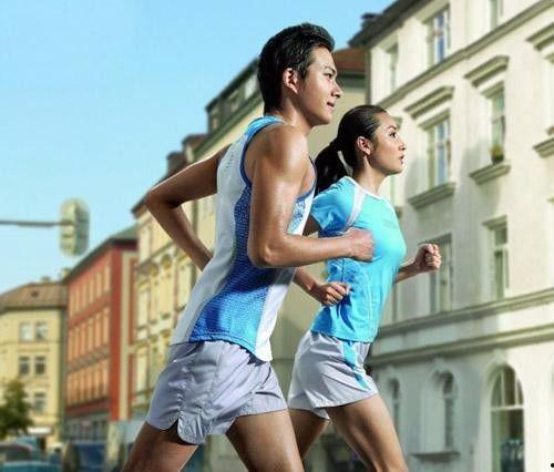 爆料跑步运动博主视频,视频爆料背后的真实故事  第2张